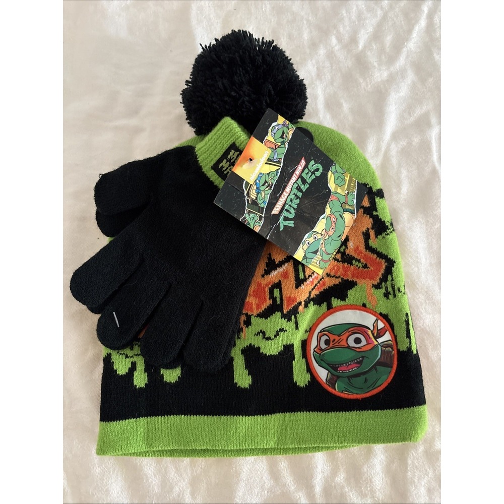 NWT. Nickelodeon Ninja Turtles Brand‎ New Hat, And Glove Set For Children.
